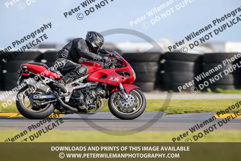 PJ Motorsport 2019;anglesey no limits trackday;anglesey photographs;anglesey trackday photographs;enduro digital images;event digital images;eventdigitalimages;no limits trackdays;peter wileman photography;racing digital images;trac mon;trackday digital images;trackday photos;ty croes